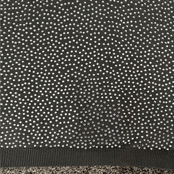 ALICE + OLIVIA RHINESTONE SILVER AND GRAY STUDDED SWEATER CREW NECK SIZE MEDIUM - Picture 4 of 6